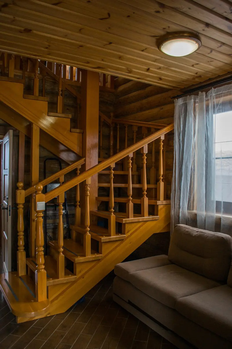 Где и&nbsp;как провести Новый год, каждый решает сам. Тем, кто планирует в&nbsp;каникулы покинуть бетонные джунгли, поможет обзор домов, которые сдают в&nbsp;аренду на&nbsp;праздники во&nbsp;Владимирской области. Мы&nbsp;подобрали варианты как для больших компаний, так и&nbsp;для пар и&nbsp;даже на&nbsp;одного человека. Однако стоит поторопиться с&nbsp;выбором&nbsp;— часы вот-вот пробьют полночь!