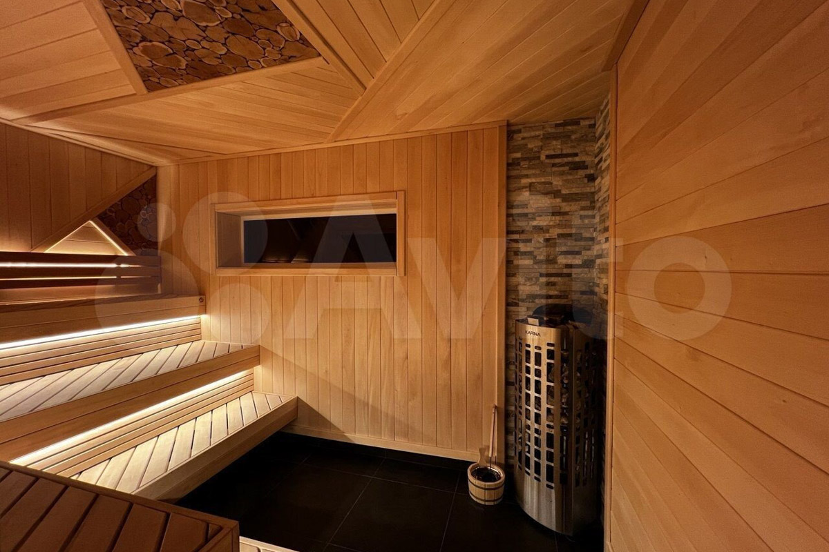 Где и&nbsp;как провести Новый год, каждый решает сам. Тем, кто планирует в&nbsp;каникулы покинуть бетонные джунгли, поможет обзор домов, которые сдают в&nbsp;аренду на&nbsp;праздники во&nbsp;Владимирской области. Мы&nbsp;подобрали варианты как для больших компаний, так и&nbsp;для пар и&nbsp;даже на&nbsp;одного человека. Однако стоит поторопиться с&nbsp;выбором&nbsp;— часы вот-вот пробьют полночь!