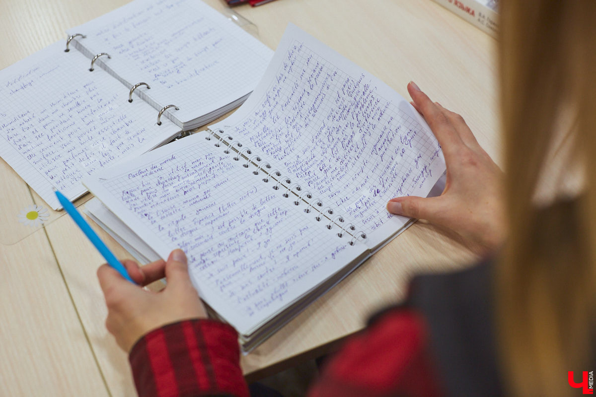 Говорят, что все желания исполнимы, главное — сделать первый шаг. В случае с Дарьей Самохиной протоптана уже целая дорожка: она мечтает жить в Канаде и активно готовится к переезду. Ну а пока девушка не покинула Владимир, «Ключ-Медиа» расспросил ее о нюансах иммиграционного процесса.