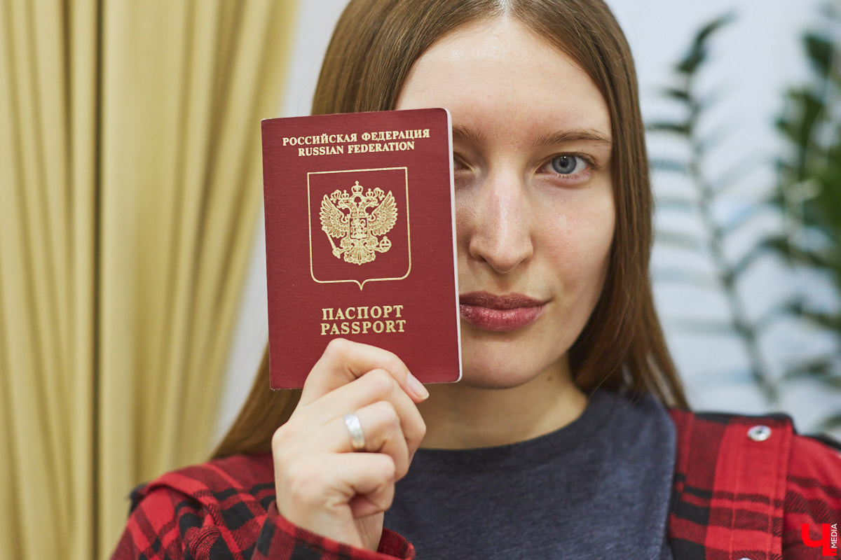 Говорят, что все желания исполнимы, главное — сделать первый шаг. В случае с Дарьей Самохиной протоптана уже целая дорожка: она мечтает жить в Канаде и активно готовится к переезду. Ну а пока девушка не покинула Владимир, «Ключ-Медиа» расспросил ее о нюансах иммиграционного процесса.
