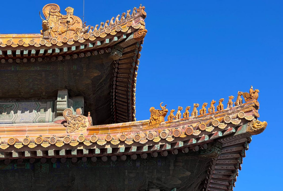 Китай умеет удивлять! Там легко почувствовать себя как на другой планете с его любопытным мироустройством. А еще он разный. Реставратор из Владимирской области Анна Фоминых недавно вернулась из КНР, где невольно сравнила такие разные по характеру Пекин и Шанхай.