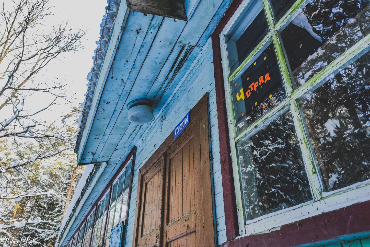 У пионерлагеря «Чайка» в Собинском районе, некогда принадлежащего «Автоприбору», появился шанс на возрождение: есть вероятность, что его купили и собираются восстановить. Отрадно! Тем более, как рассказала «Ключ-Медиа» путешественница Ольга Кот, сохранилась локация на удивление сносно!