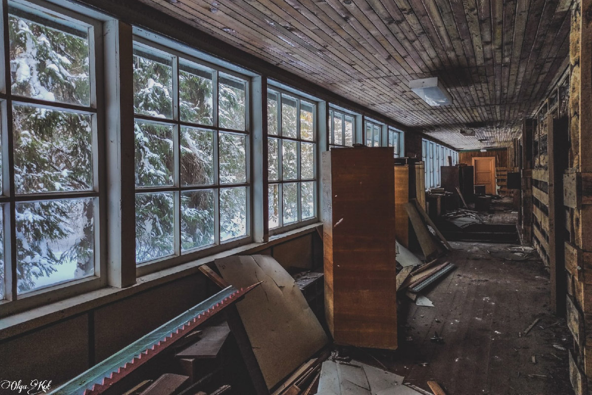 У пионерлагеря «Чайка» в Собинском районе, некогда принадлежащего «Автоприбору», появился шанс на возрождение: есть вероятность, что его купили и собираются восстановить. Отрадно! Тем более, как рассказала «Ключ-Медиа» путешественница Ольга Кот, сохранилась локация на удивление сносно!