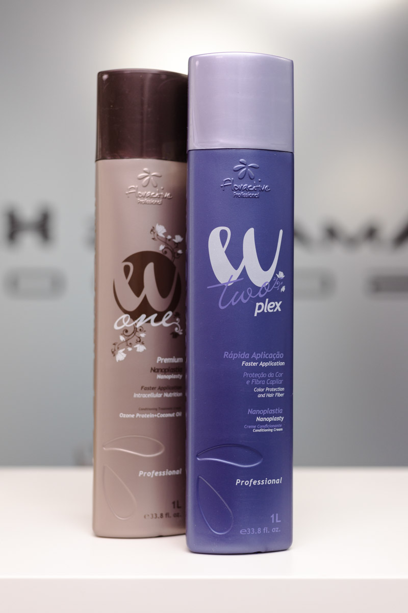 Ни одна шуба или бриллианты не украсят даму больше копны красивых волос. Превращением пушистых облачков на голове в блестящие полотна занимается владимирский эксперт Ирина Харламова. Кажется, что о главном богатстве женщины она знает всё, а ведь увлечение, которое переросло в успешный бизнес, возникло совершенно случайно.