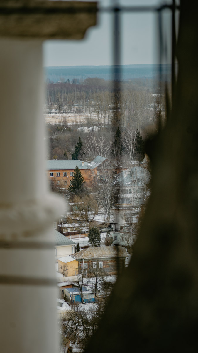 Хотите увидеть города 33-го региона как на ладони и полюбоваться их красотами с высоты птичьего полета? Рекомендуем забраться на местные колокольни! Именно так поступил владимирский фотограф Михаил Урбан: он поднялся на пять смотровых площадок в разных районах области и сделал потрясающие кадры.