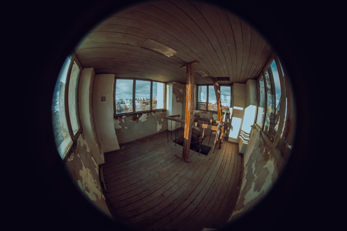 Хотите увидеть города 33-го региона как на ладони и полюбоваться их красотами с высоты птичьего полета? Рекомендуем забраться на местные колокольни! Именно так поступил владимирский фотограф Михаил Урбан: он поднялся на пять смотровых площадок в разных районах области и сделал потрясающие кадры.