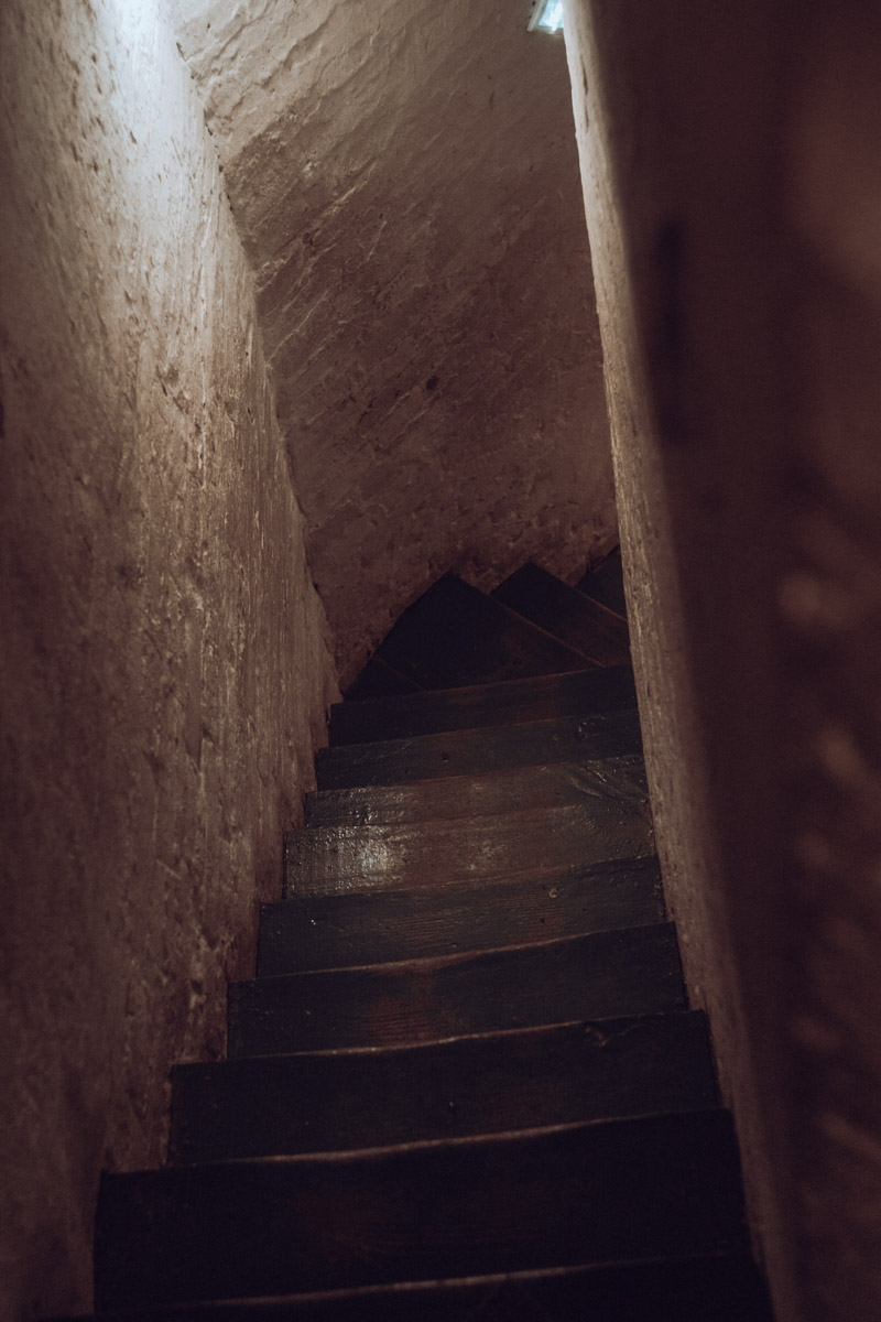 Хотите увидеть города 33-го региона как на ладони и полюбоваться их красотами с высоты птичьего полета? Рекомендуем забраться на местные колокольни! Именно так поступил владимирский фотограф Михаил Урбан: он поднялся на пять смотровых площадок в разных районах области и сделал потрясающие кадры.