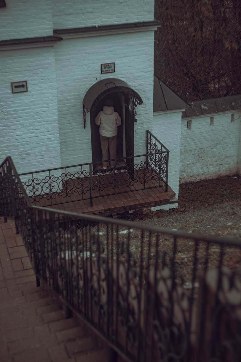 Хотите увидеть города 33-го региона как на ладони и полюбоваться их красотами с высоты птичьего полета? Рекомендуем забраться на местные колокольни! Именно так поступил владимирский фотограф Михаил Урбан: он поднялся на пять смотровых площадок в разных районах области и сделал потрясающие кадры.