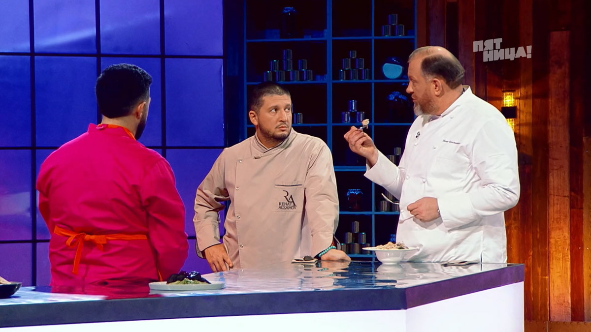 В популярном телевизионном проекте «Битва шефов» принял участие еще один повар из нашего региона. На этот раз поразить Константина Ивлева и Рената Агзамова рискнул Мовсес Петросян из Кольчугина. И ему это почти удалось!