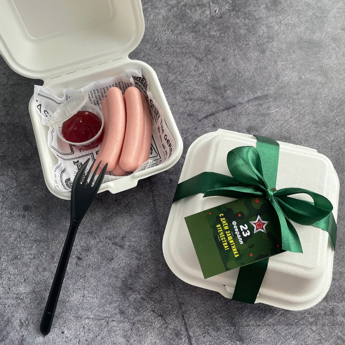 Букеты могут состоять не только из цветов. Например, владимирская рукодельница Ксения Гарист собирает шикарные композиции из сладостей, орехов и сухофруктов, солено-копченых деликатесов, морепродуктов. Не это ли идеальный подарок к предстоящим праздникам как для дам, так и для представителей сильного пола?