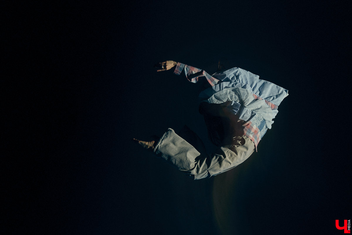 Владимирский хореограф-педагог Полина Гусева предпочитает одежду спортивного кроя. Однако в гардеробе балетмейстера есть и классические наряды. Рубашку и джинсы она запросто может сменить на приталенное платье с разрезом. Все зависит от настроения!