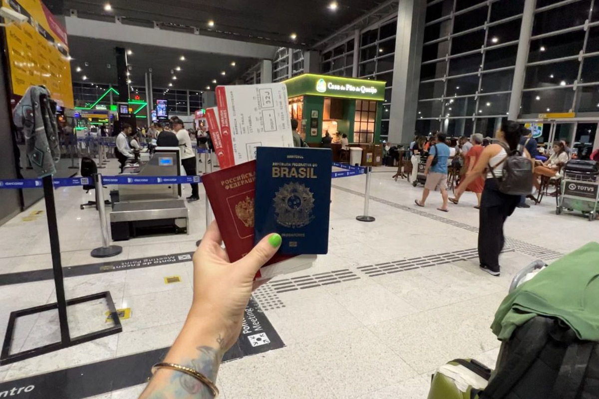 В Коврове можно встретить необычную семейную пару — Светлану и Сиднея Барбоза. Познакомились ребята в Бразилии, расписались на берегу Атлантического океана, но жить из мегаполиса с населением в шесть миллионов человек перебрались в провинциальный город в России. О причинах такого решения они рассказали «Ключ-Медиа».