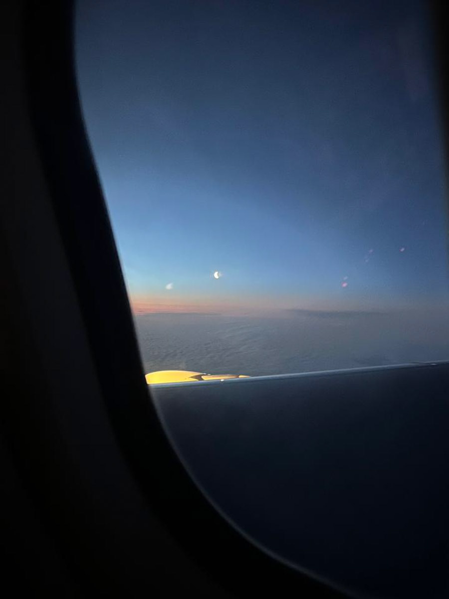 В Коврове можно встретить необычную семейную пару — Светлану и Сиднея Барбоза. Познакомились ребята в Бразилии, расписались на берегу Атлантического океана, но жить из мегаполиса с населением в шесть миллионов человек перебрались в провинциальный город в России. О причинах такого решения они рассказали «Ключ-Медиа».