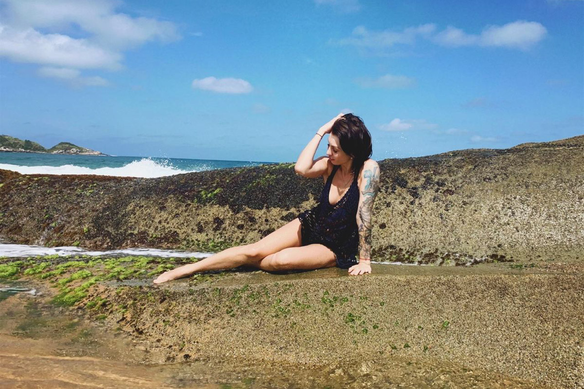 В Коврове можно встретить необычную семейную пару — Светлану и Сиднея Барбоза. Познакомились ребята в Бразилии, расписались на берегу Атлантического океана, но жить из мегаполиса с населением в шесть миллионов человек перебрались в провинциальный город в России. О причинах такого решения они рассказали «Ключ-Медиа».