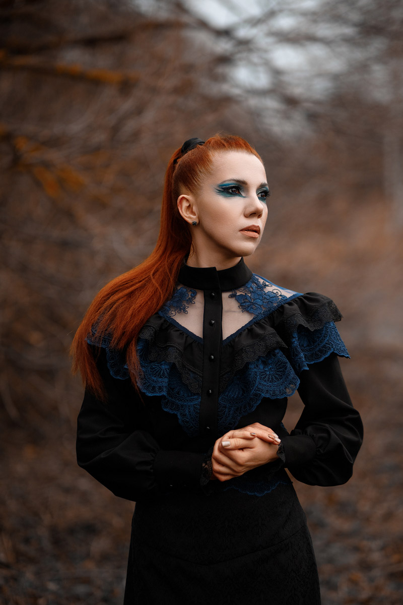 Владимирский фотограф Владислава Калниете к рыжеволосым моделям питает особую любовь. Девушки, поцелованные солнцем, — частые героини ее сказочных сюжетов. Кстати, сама она тоже имеет огненные локоны и порой не прочь встать по другую сторону камеры. Эффектными кадрами мастерица поделилась с нашим изданием.