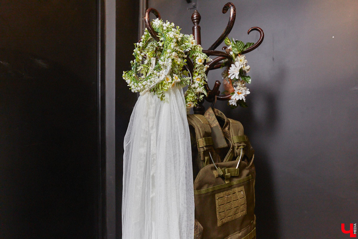 Точные сроки завершения восстановления здания театра драмы пока неизвестны. Более того, с начала года ремонтные работы на паузе, а артисты радуют зрителей премьерами, по-прежнему обживая чужие подмостки. «Ключ-Медиа» своими глазами оценил все детали грядущего преображения. Каким же увидят зрители обновленное культурное пространство после открытия?