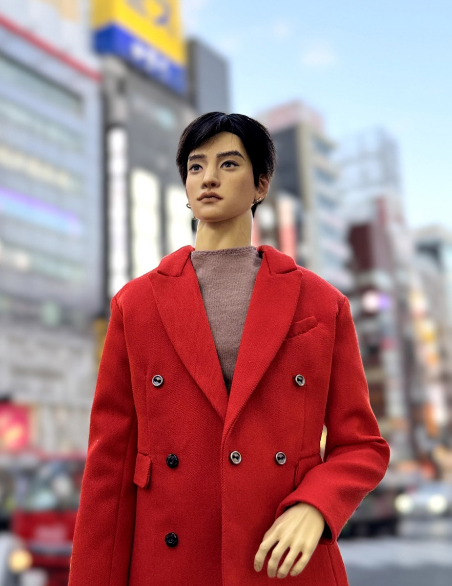 Создать мужчину мечты. Да не одного, а сотню! Это под силу Юлии Окуневой из Владимира. В ее руках пластик превращается в реалистичных японцев. Секретами мастерства девушка поделилась с «Ключ-Медиа» и откровенно призналась, сколько у нее «парней» на шарнирах на сегодняшний день.