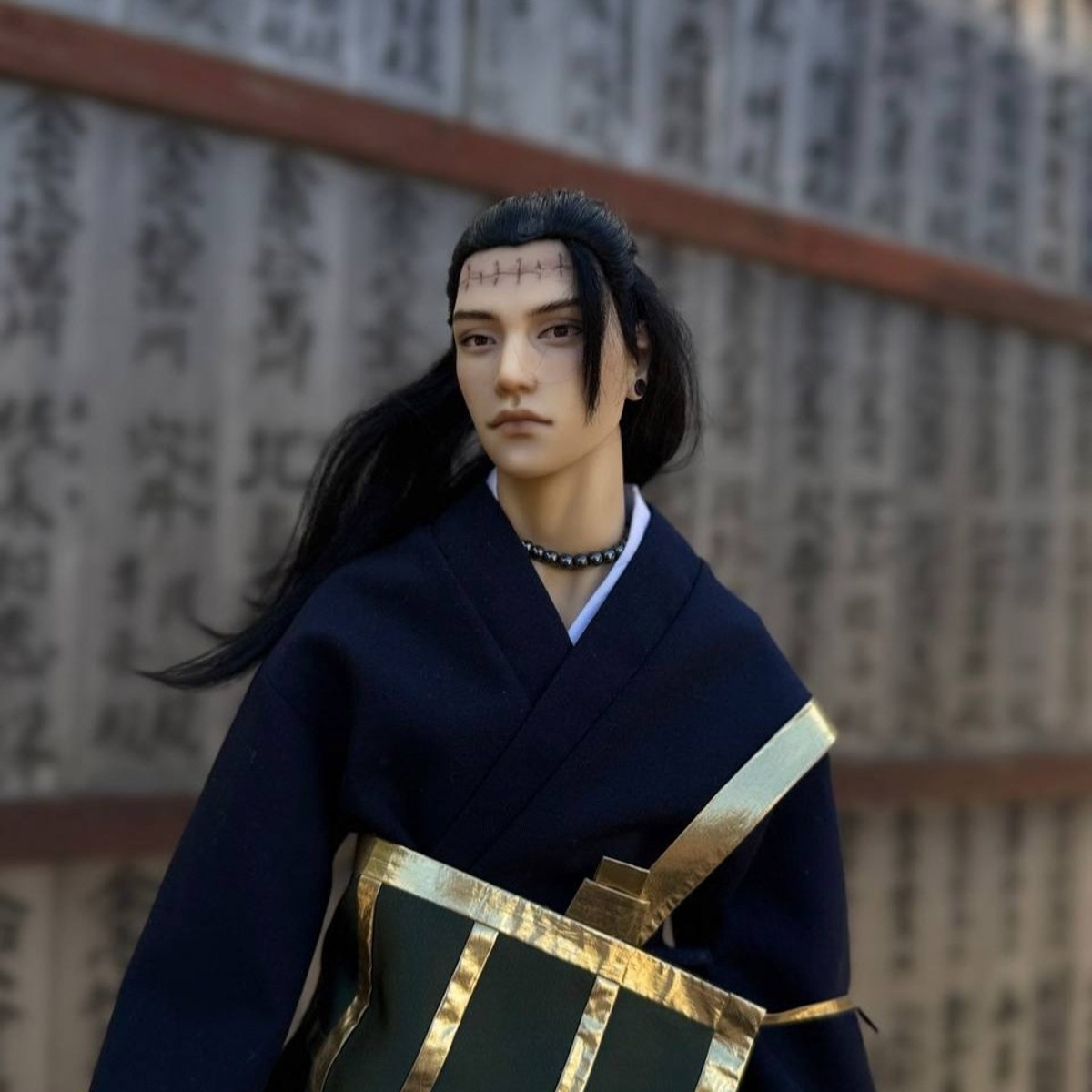 Создать мужчину мечты. Да не одного, а сотню! Это под силу Юлии Окуневой из Владимира. В ее руках пластик превращается в реалистичных японцев. Секретами мастерства девушка поделилась с «Ключ-Медиа» и откровенно призналась, сколько у нее «парней» на шарнирах на сегодняшний день.