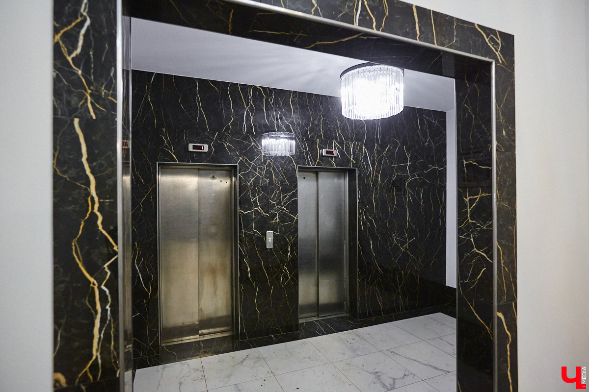 Не секрет, что Санкт-Петербург славится своими парадными. Впрочем, пусть Северная столица подождет. Красивые подъезды отыщутся и во Владимире, главное, знать, где искать. И «Ключ-Медиа» это известно!