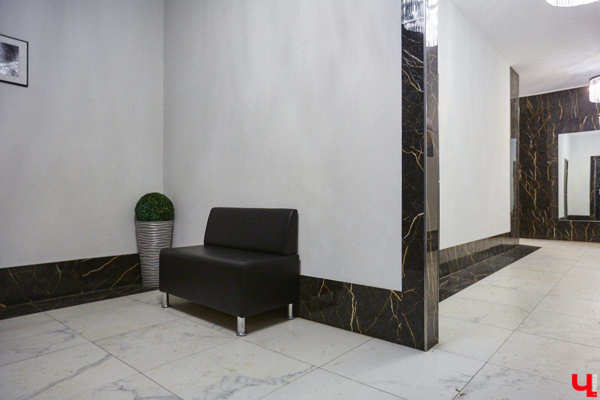 Не секрет, что Санкт-Петербург славится своими парадными. Впрочем, пусть Северная столица подождет. Красивые подъезды отыщутся и во Владимире, главное, знать, где искать. И «Ключ-Медиа» это известно!