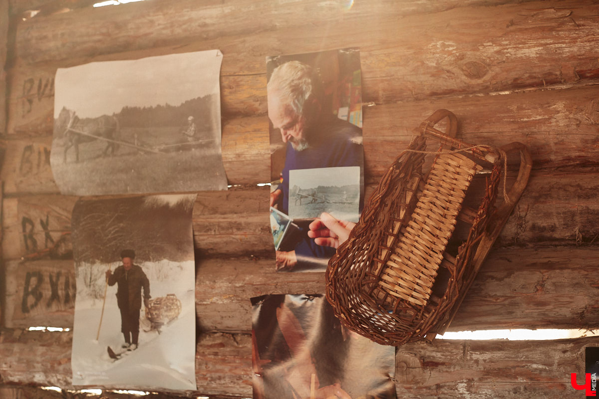 Проводить зиму хочется достойно. Со снежной горки в 2025 году не покататься, но можно хотя бы узнать, с помощью чего это делали наши предки. В Суздале свое собрание старинных санок представил коллекционер Александр Печенкин. Каких только экспонатов там нет: от масленичных с резьбой и росписью до замысловатых хозяйственно-бытовых. Одним словом, лепота!