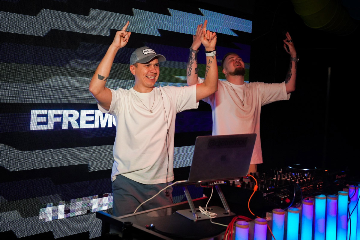 Владимир ждут сразу два масштабных события — концерты, которые устроят Дмитрий Колдун и группа «Пикник». Выступления звезд окутают горожан магией живого звучания и надолго зарядят позитивной энергией! Что еще интересного произойдет на этой неделе — читайте в нашей афише.