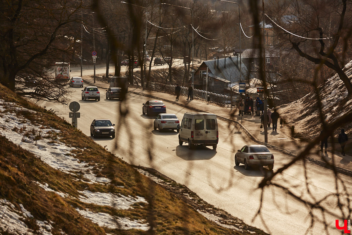 Обычно март вполне оправданно причисляют к зимним месяцам. Но в этом году у природы все пошло не по плану, поэтому от весны тоже ждем сюрпризов. И они будут! По крайней мере синоптики предрекают довольно неожиданные погодные трюки.