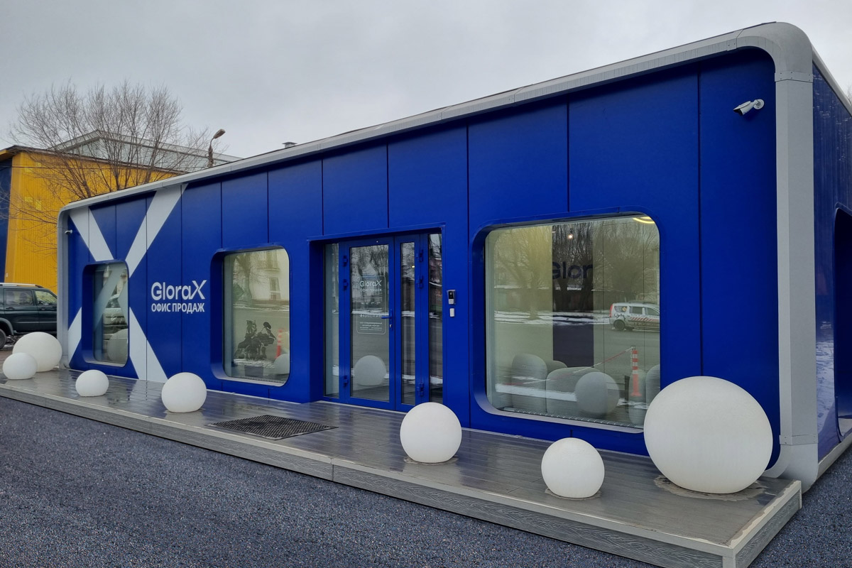 Федеральный девелопер, возводящий во Владимире ЖК «GloraX Октябрьский», открыл в областной столице новый офис продаж. Он расположен рядом со строительной площадкой, что позволит клиентам лично оценить преимущества этого масштабного проекта и ход строительства.