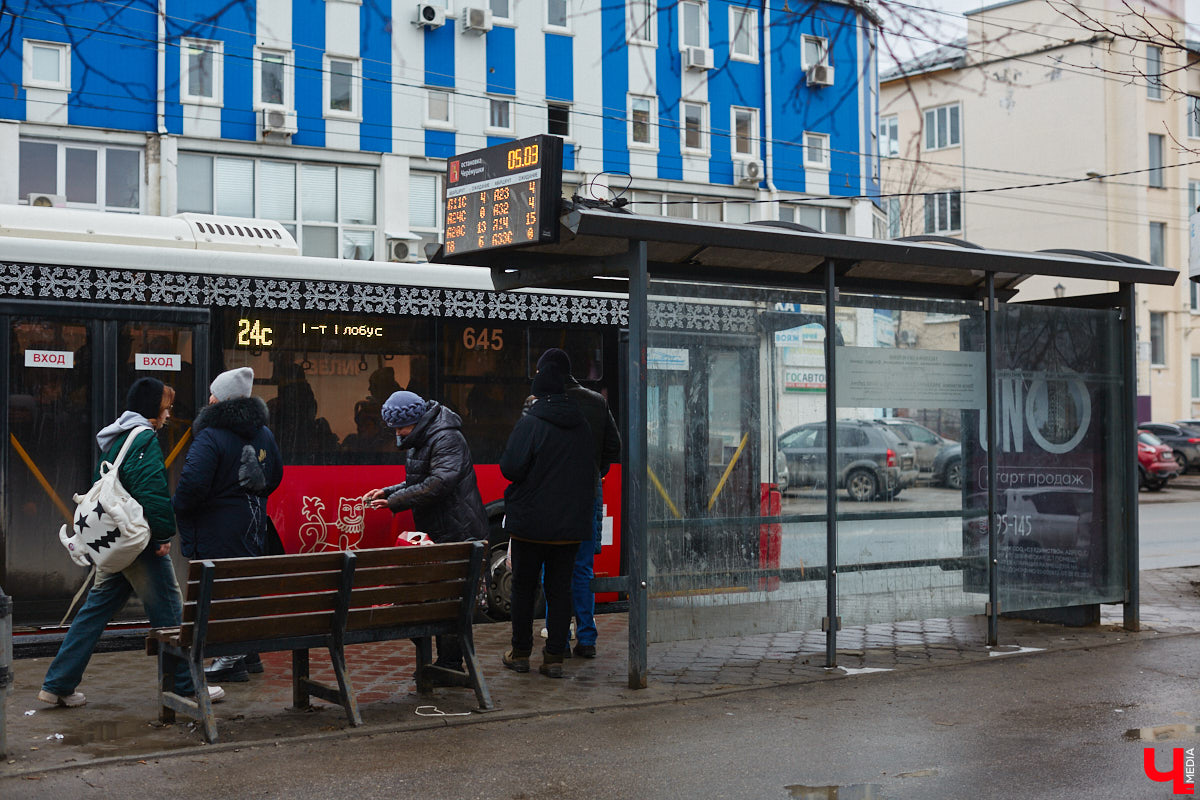Во Владимире скоро сменят указатели в двух частях города. Топонимическая комиссия переименовала участок дороги и остановочный пункт. А что с путепроводом через Рпень? Ему хотели присвоить имя великого князя Александра Невского, однако к окончательному решению по этому поводу в областной столице пока так и не пришли.