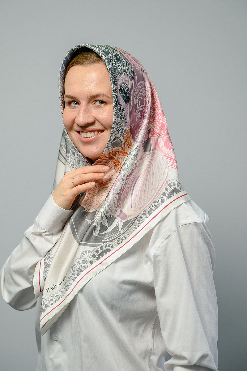 Российские дизайнеры активно черпают вдохновение в прошлом, чтобы явить миру что-то новое. И у них это отлично получается. Коллекции, созданные по историческим референсам, каждый раз притягивают взгляд. «Ключ-Медиа» тоже не удержался от очередного модного обзора вещей с мотивами 33-го региона.