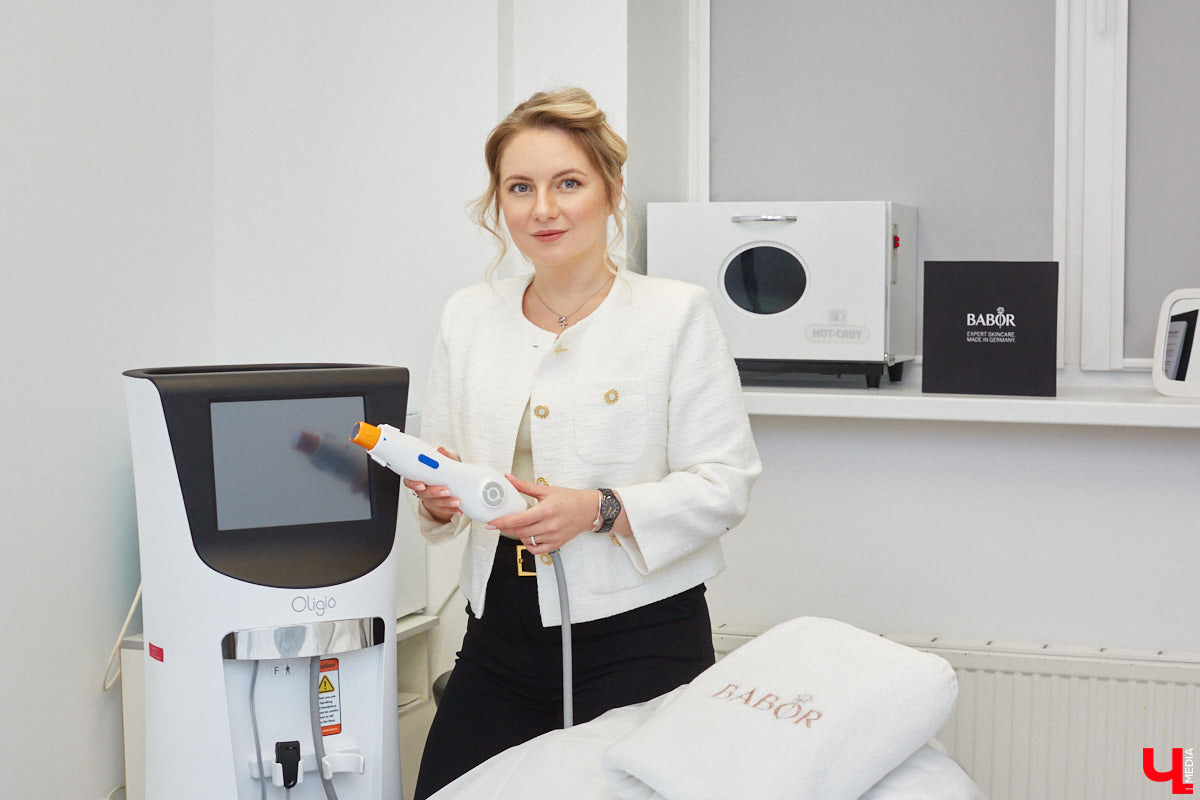 К-поп и К-бьюти — два безусловных глобальных тренда. Корейская поп-музыка в последние годы легко шагает по мировым чартам. Еще раньше повсеместное признание получила корейская индустрия красоты. Эксперты утверждают: она лет на 10 опережает весь остальной мир. На днях из Сеула вернулась Наталья Васькова, эксперт в косметологии и владелица Института красоты BABOR во Владимире. В столице Южной Кореи она была с рабочим визитом, привезла море впечатлений и, конечно, новые знания об инновационном аппарате OLIGIO.