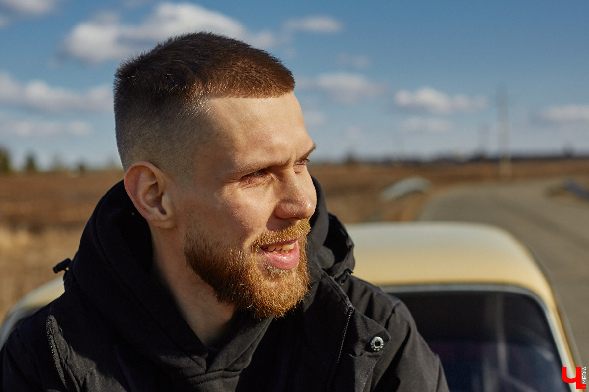 Гонщик из Суздаля Егор Астафьев покоряет локальные соревнования на своей винтажной «копейке», восстановленной из груды металла. В этом году он даже одержал победу на региональном чемпионате по автомногоборью. О своем пути от парковок у ТЦ к призовым местам на ралли молодой энтузиаст рассказал «Ключ-Медиа». 