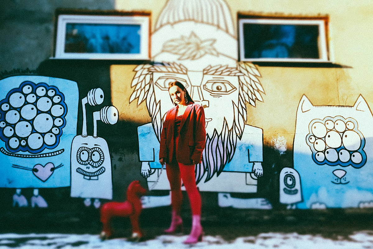 Март не радует красками, но мы все равно пытаемся разбавить серость любыми доступными способами. Особенно стараются фотографы, вдохновленные приходом весны. Они вступают в игру с цветом, решаются на творческие эксперименты. Как проживают нежный сезон владимирские мастера, увидел «Ключ-Медиа». Взгляните и вы!