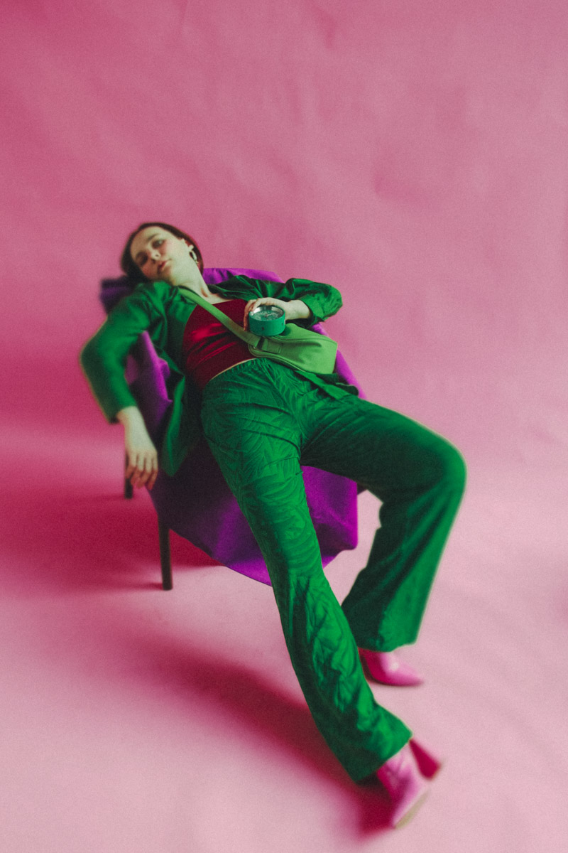 Март не радует красками, но мы все равно пытаемся разбавить серость любыми доступными способами. Особенно стараются фотографы, вдохновленные приходом весны. Они вступают в игру с цветом, решаются на творческие эксперименты. Как проживают нежный сезон владимирские мастера, увидел «Ключ-Медиа». Взгляните и вы!