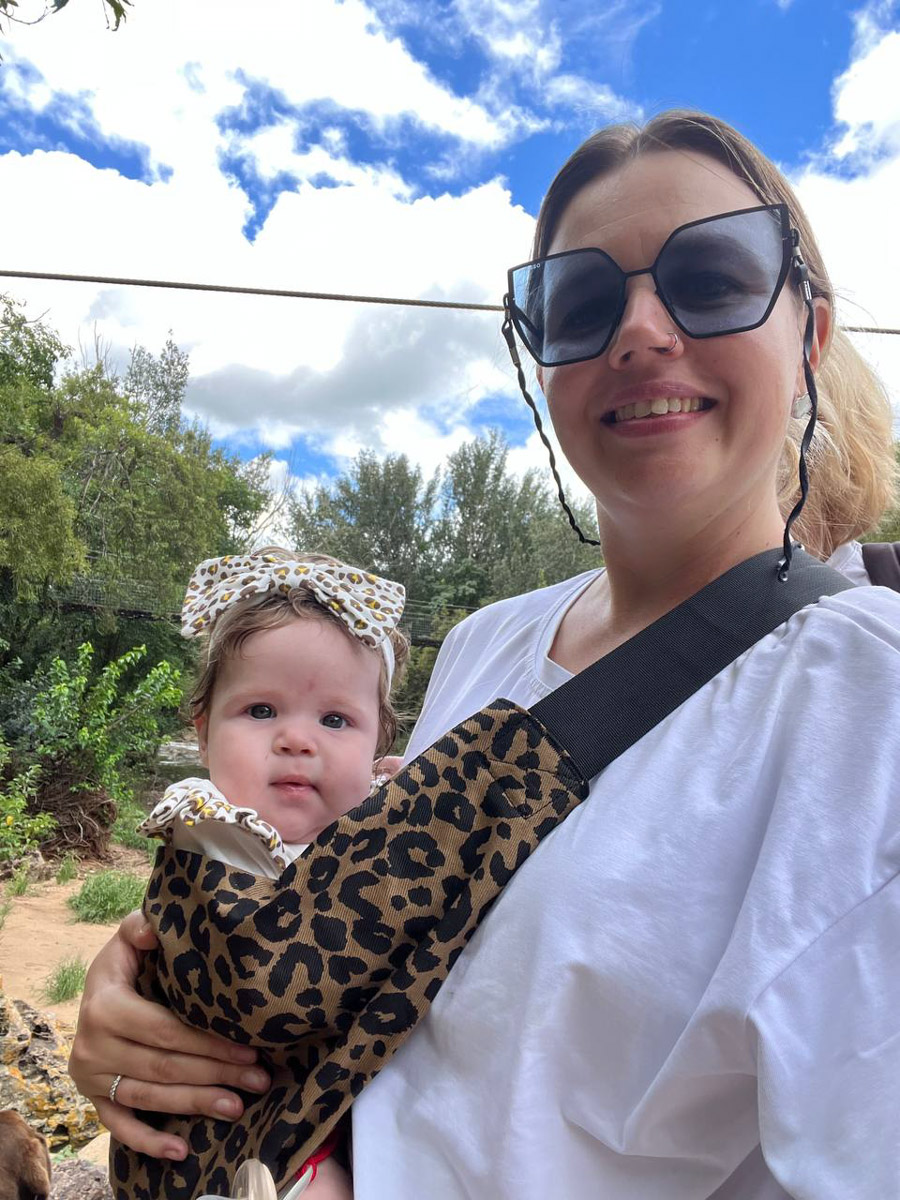 Вы знаете, сколько стоит ведение беременности и роды в Южно-Африканской Республике, если нет медицинской страховки? Отвечаем: примерно 400 тысяч рублей. Такую сумму пришлось потратить жительнице Владимира Юлии Назаровой, которая вслед за мужем переехала в ЮАР и стала там мамой во второй раз.