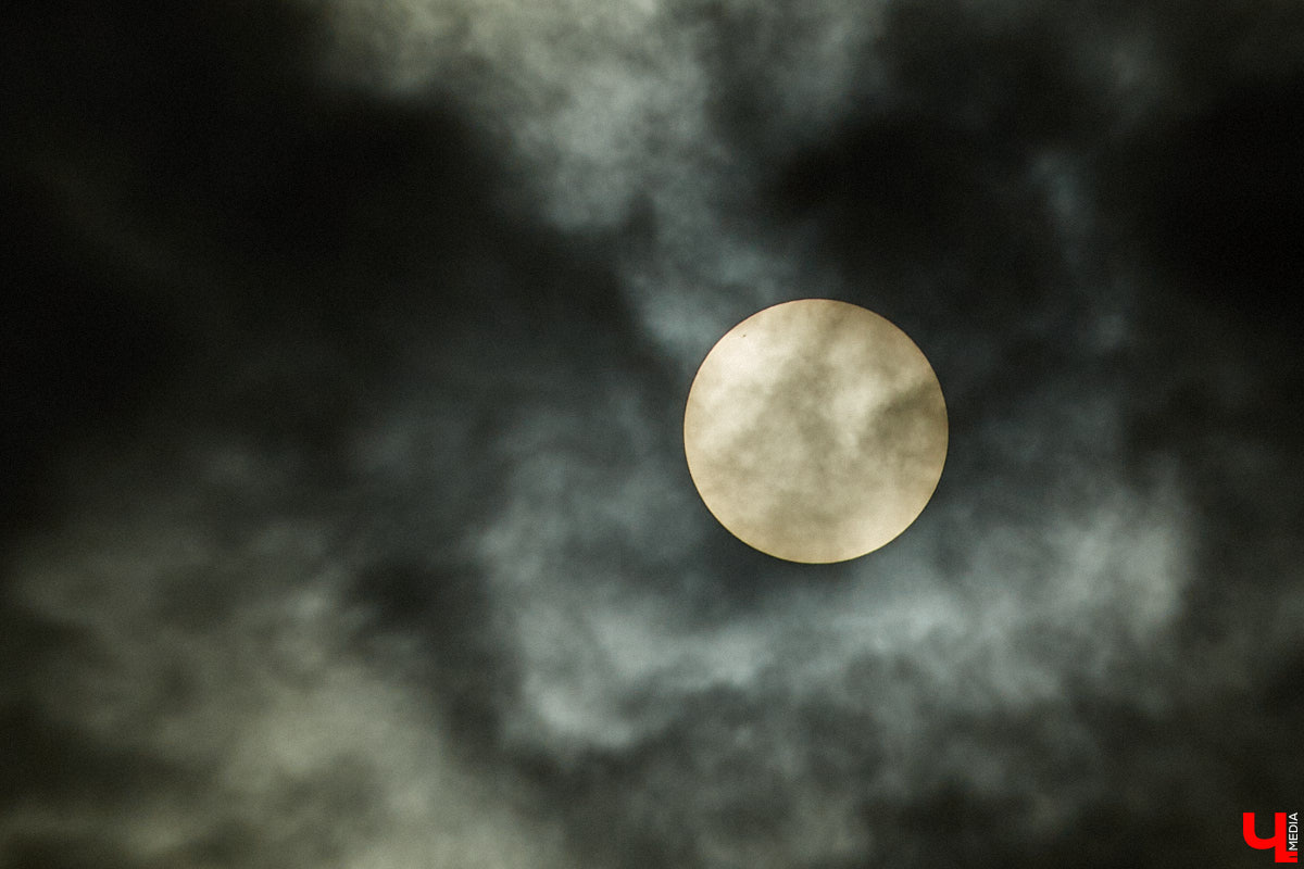 Весенняя погода — это всегда лотерея. Особенно в 2025 году, полном метеосюрпризов. Март, который всегда считался четвертым месяцем зимы, удивил аномальным теплом, зато апрель намерен напомнить жителям региона, что лету быть еще ох как нескоро.