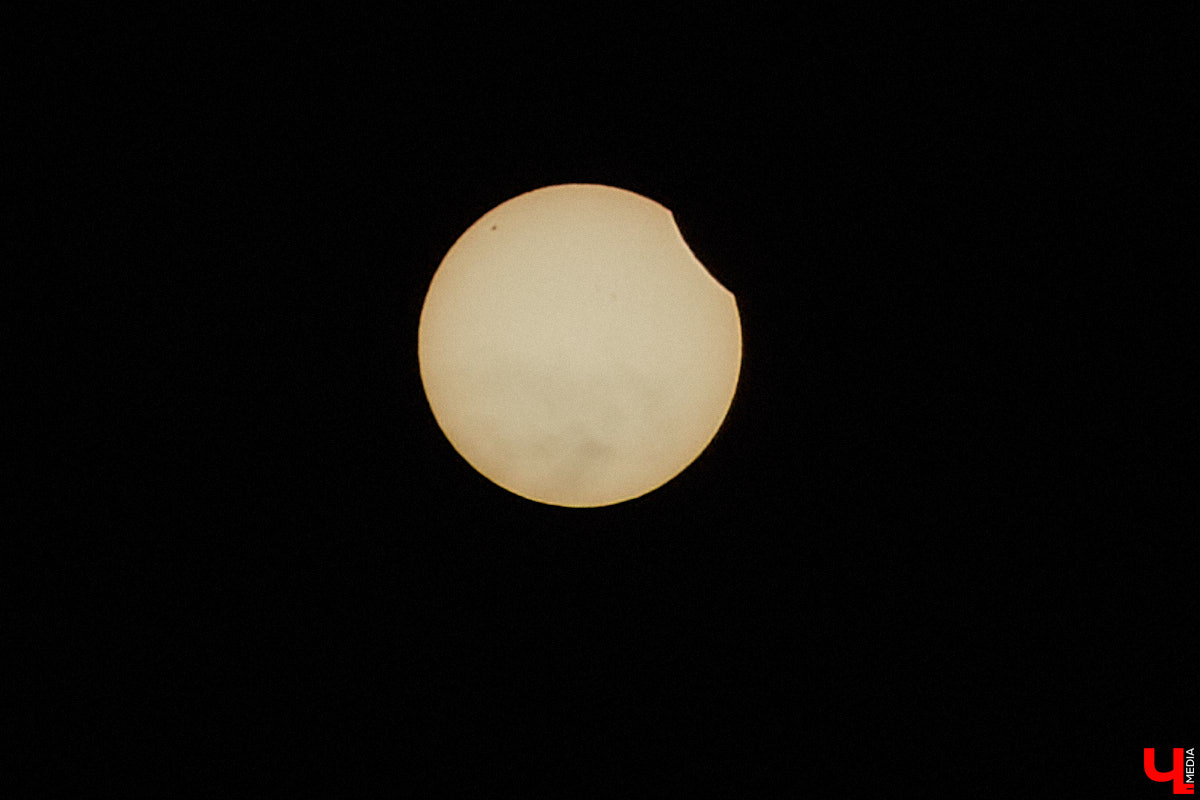 Весенняя погода — это всегда лотерея. Особенно в 2025 году, полном метеосюрпризов. Март, который всегда считался четвертым месяцем зимы, удивил аномальным теплом, зато апрель намерен напомнить жителям региона, что лету быть еще ох как нескоро.