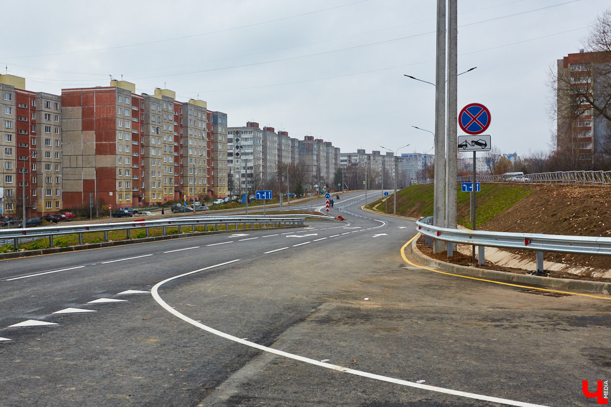 Жизнь Владимира бурлит новостями: то дороги собираются строить, то железнодорожные мосты и станции ремонтировать, то новые парковочные места организовывать. Как не запутаться во всех этих планах и обещаниях? Собрали главное за последнее время!