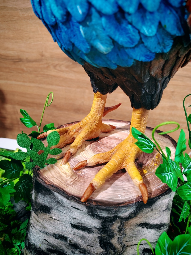 Кондитеры из Владимирской области вновь бросили вызов гравитации. На международном чемпионате в Москве три мастерицы представили сладкие композиции, которые впору назвать инженерными объектами. Сложно поверить, что каждая конструкция съедобна! О создании шедевров «Ключ-Медиа» рассказали их авторы.