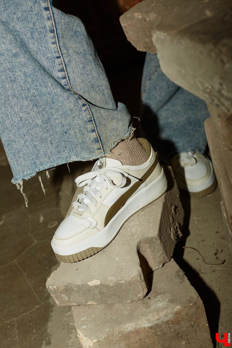 Славные времена наступили! Вещи с налетом ретро теперь можно интегрировать в собственный гардероб. Спасибо моде на стиль девяностых и нулевых. Видеограф из Владимира Марина Северянова дала вторую жизнь маминой одежде. Показываем, как винтажные пиджаки и платье позволили собрать стильные образы.