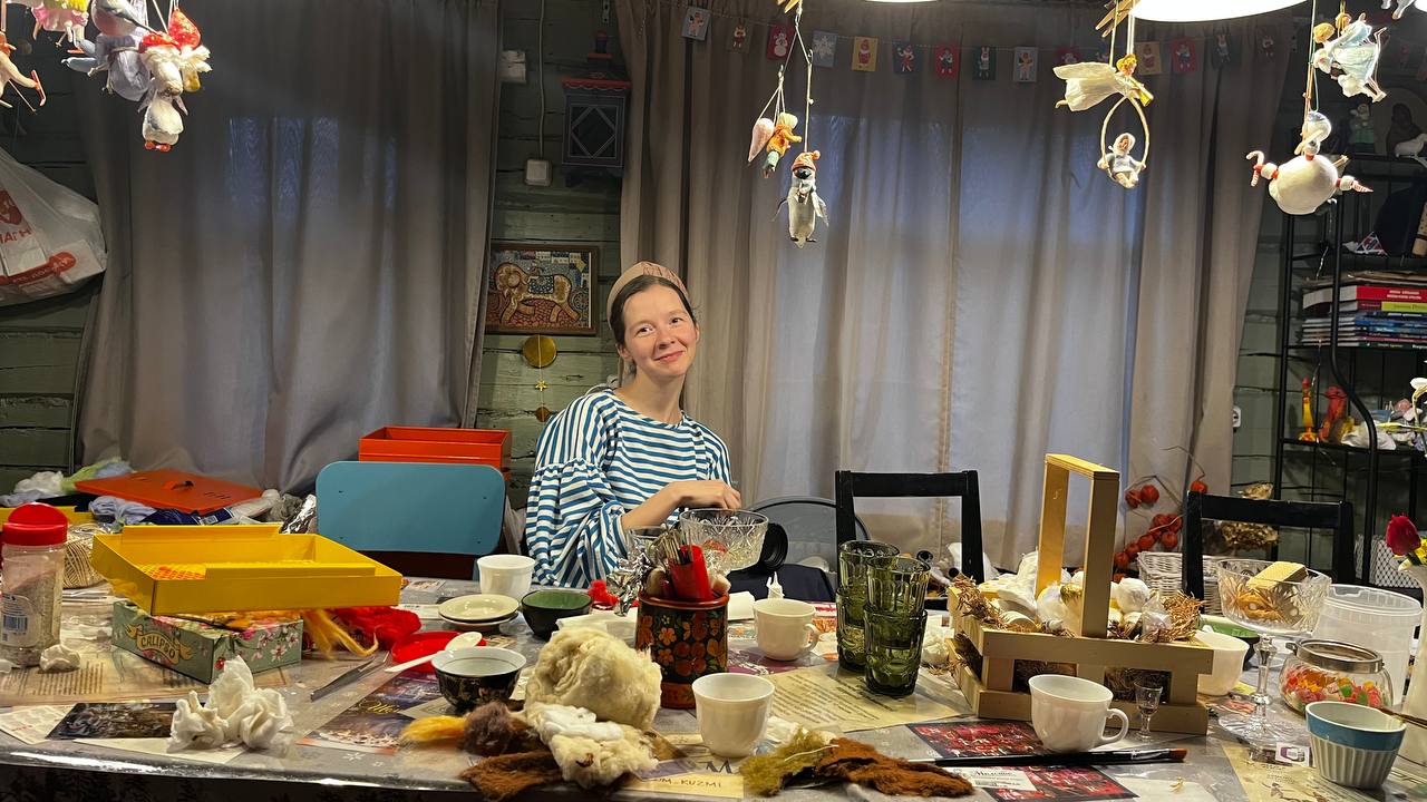 Когда объединяются сильные идеи, рождаются по-настоящему живые проекты. Так, официальный дилер Jetour во Владимире — ГК «Техцентр Гранд» — вместе с клубом путешествий «Параллель 56» отправился в автоприключение по малознакомым, но невероятно красивым местам Владимирской области.