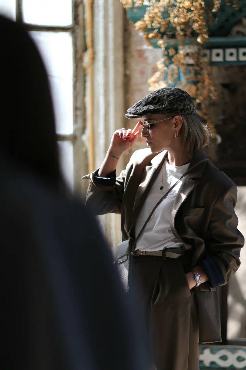 Когда объединяются сильные идеи, рождаются по-настоящему живые проекты. Так, официальный дилер Jetour во Владимире — ГК «Техцентр Гранд» — вместе с клубом путешествий «Параллель 56» отправился в автоприключение по малознакомым, но невероятно красивым местам Владимирской области.