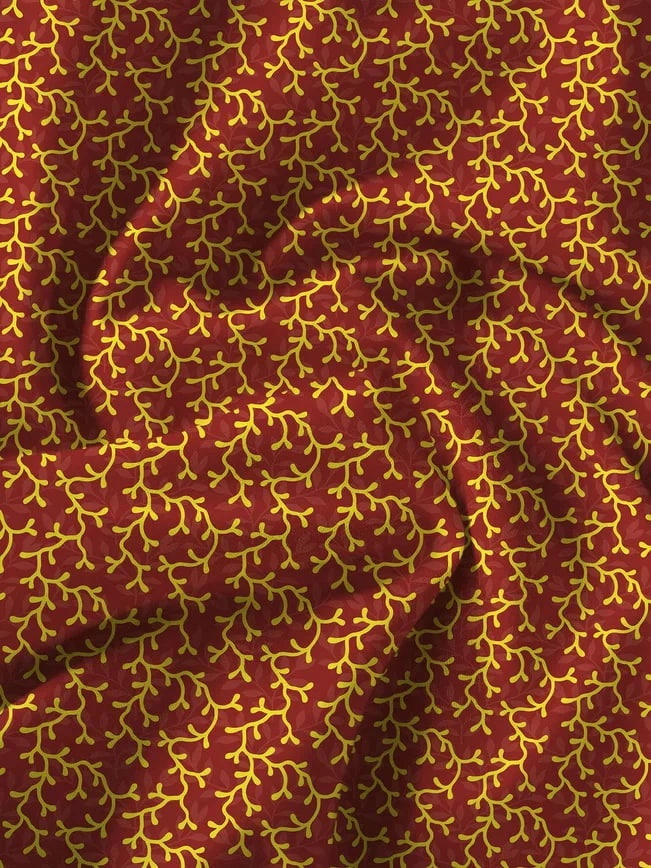 Внушительный бэкграунд нашей культуры — кладезь творческих идей. Этим и пользуются дизайнеры. Узнаваемые символы, орнаменты, сюжеты, в том числе связанные с 33-м регионом, то и дело появляются на современных вещах, начиная с ремесленных украшений и заканчивая текстильной промышленностью. Самые интересные примеры собрал «Ключ-Медиа».