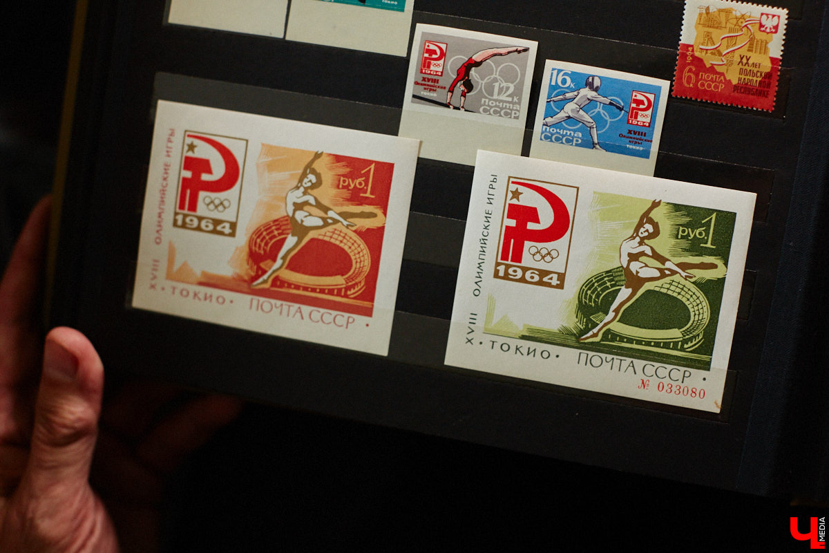 Владимирский филателист Александр Корнилов собирает не только марки, но и конверты, открытки и письма. Есть в его коллекции и специальные знаки почтовой оплаты, выпущенные в разные годы. Однако уникальность собрания заключается в карточках с региональной тематикой. В них отражены имена, события и значимые места, связанные с Владимирской областью. «Ключ-Медиа» внимательно изучил все самое интересное.