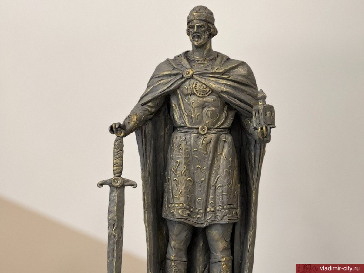 Во Владимире определились с местом установки памятника Юрию Долгорукому. Мало того, бронзовая скульптура может появиться в городе до конца этого года. Также стала известна судьба монумента князю Владимиру на смотровой площадке и примерные сроки открытия стелы на Мира. Обо всем рассказываем в статье!
