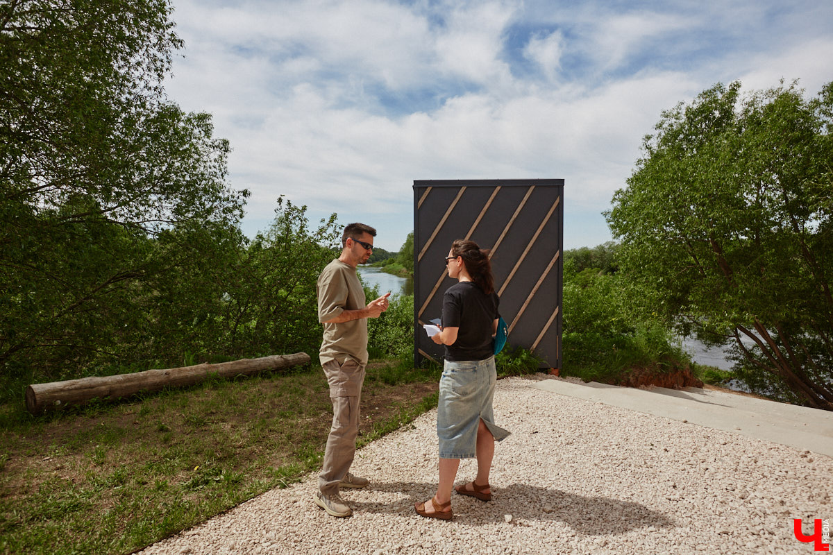 Не раз доказывали, что заброшка может стать точкой притяжения. Яркий тому пример — руины, оставшиеся от ГЭС, в селе Заполицы. Силами креативно мыслящих людей их превратили в арт-пространство. «Ключ-Медиа» пообщался с местным куратором Анастасией Вавиловой и узнал, кому и для чего сюда также стоит заглянуть.