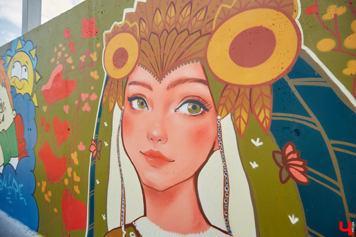 Теперь и на Рпенской магистрали есть своя достопримечательность. Недавно уличные художники превратили серую стену из бетона в арт-забор. Объект покрыли семь качественных работ, радующих взор узнаваемыми персонажами и креативными форматами. Подробнее о каждой из них — в фоторепортаже «Ключ-Медиа».