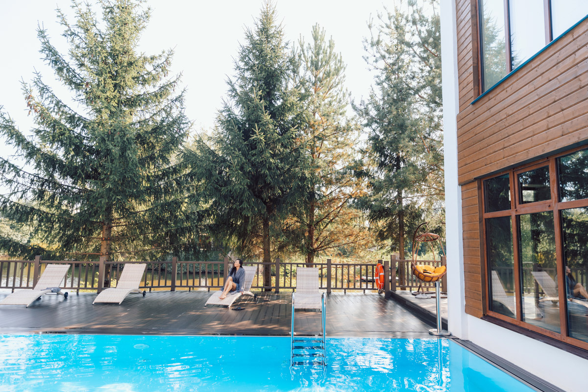 Рецепт идеальных выходных прост: попробуйте формат slow* спа в экопространстве. Например, в отеле «Горячие ключи» релакс выстроен по принципу «природа, умноженная на технологии». Рассказываем, что это значит.