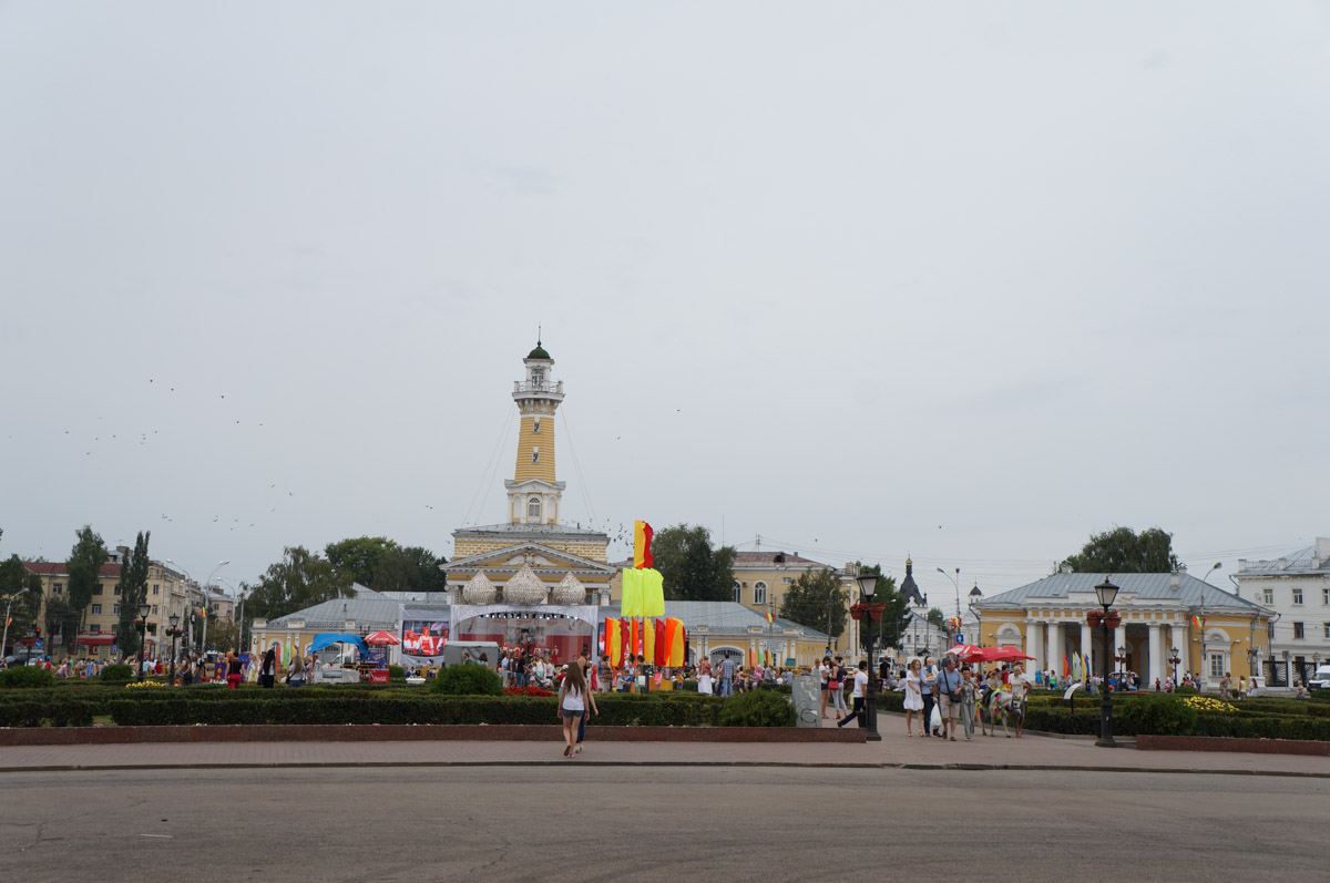 Башен существует великое множество, но одними из самых впечатляющих остаются пожарные каланчи. Исторические сооружения, возведенные зачастую из красного кирпича, видны издалека. Зацепили они и взгляд архитектора Анастасии Егоровой из Владимира. Она собрала целую коллекцию подобных жемчужин в поездках по России.