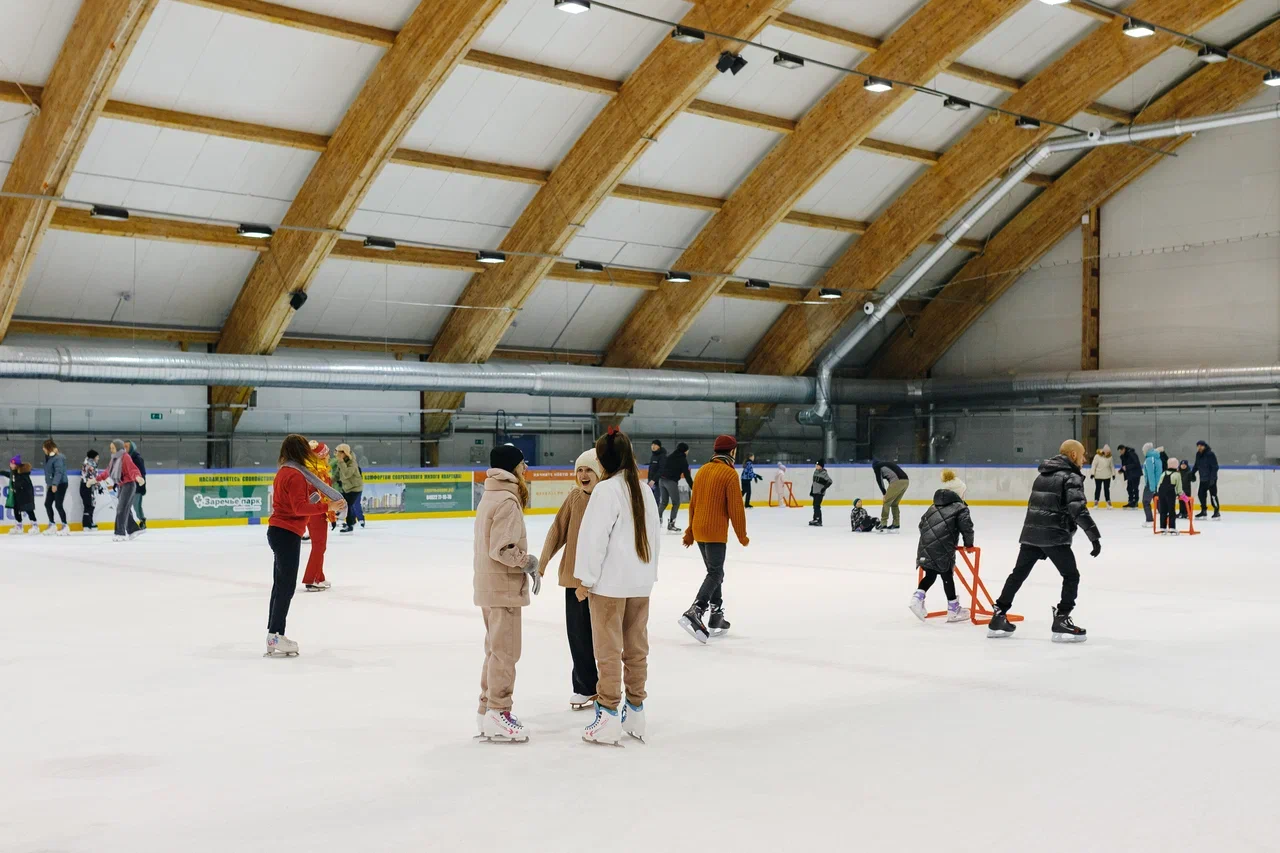 Как развлечь детей в каникулы? Провести время весело поможет Активити-Парк «Полярис». В июле любимое место отдыха дарит подарок всем своим посетителям — праздничную программу каждые выходные. Не пропустите четыре дня прекрасного настроения.